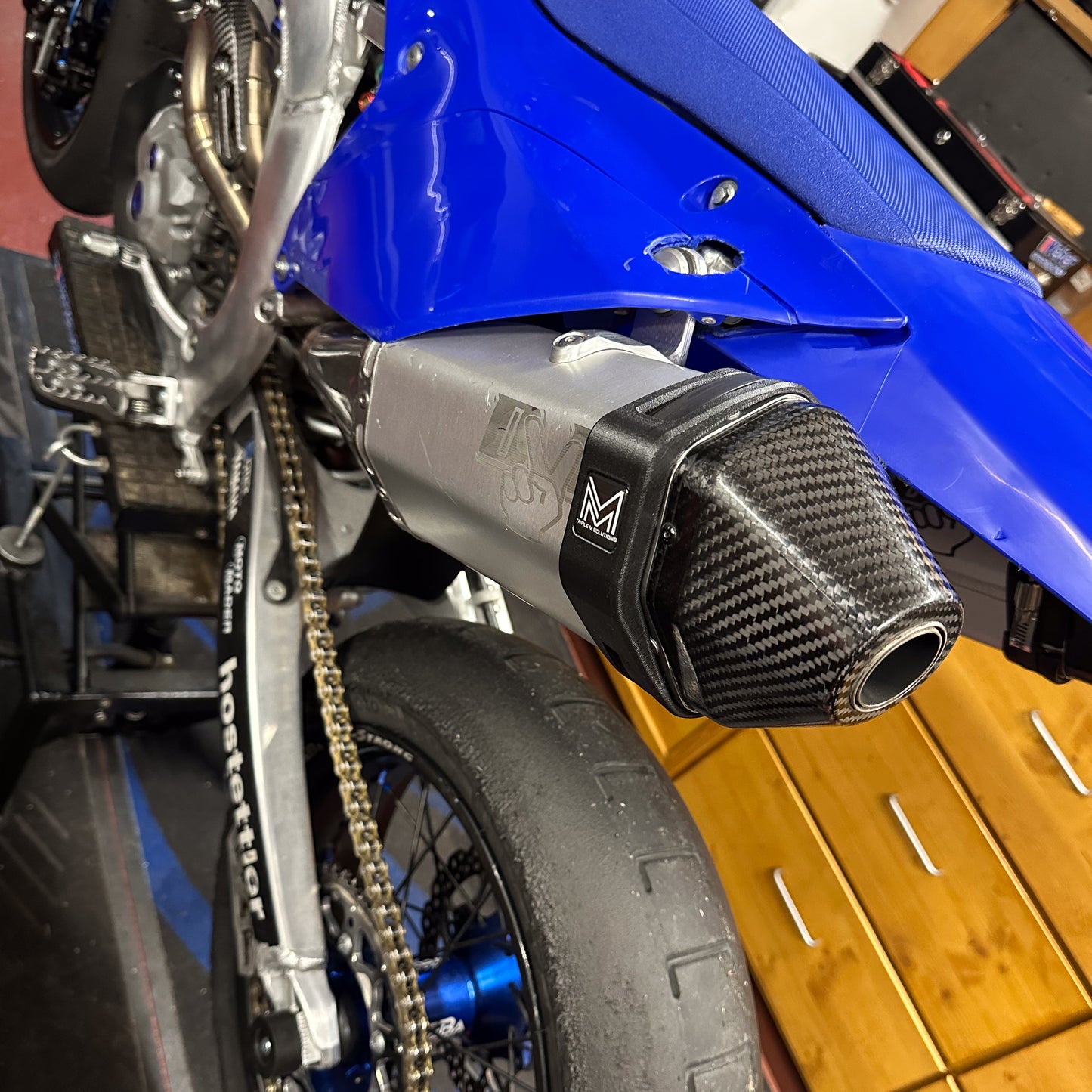 DVR Twin Exhaust System Auspuffschleifer / Auspuffschutz